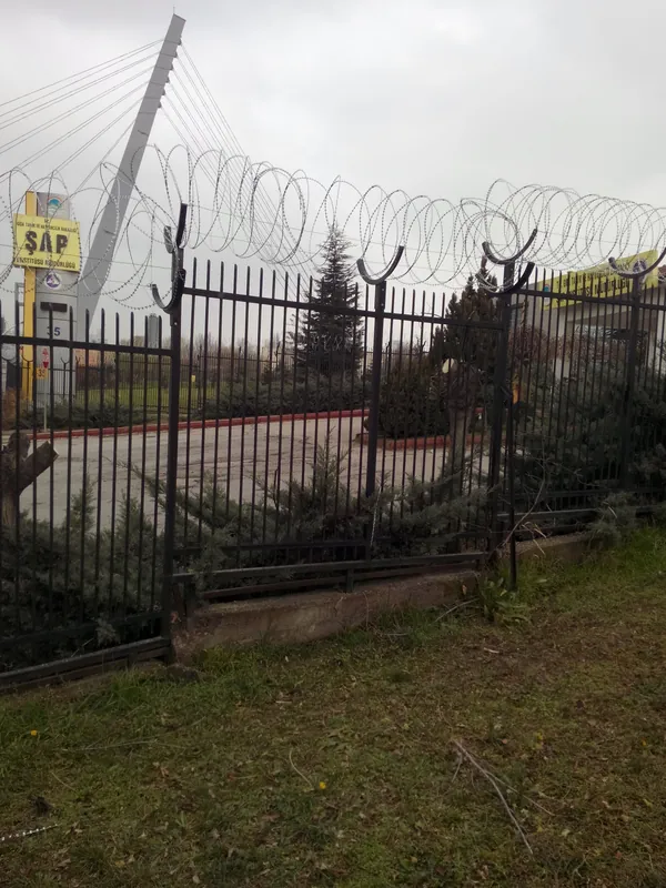 Bahçe demiri ve ferforje bahçe korkuluğu 10