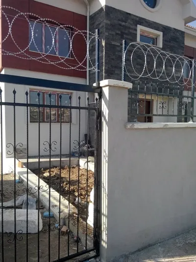 Bahçe demiri ve ferforje bahçe korkuluğu 13