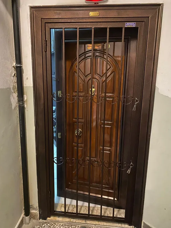 Bina giriş kapısı ferforje uygulaması 3