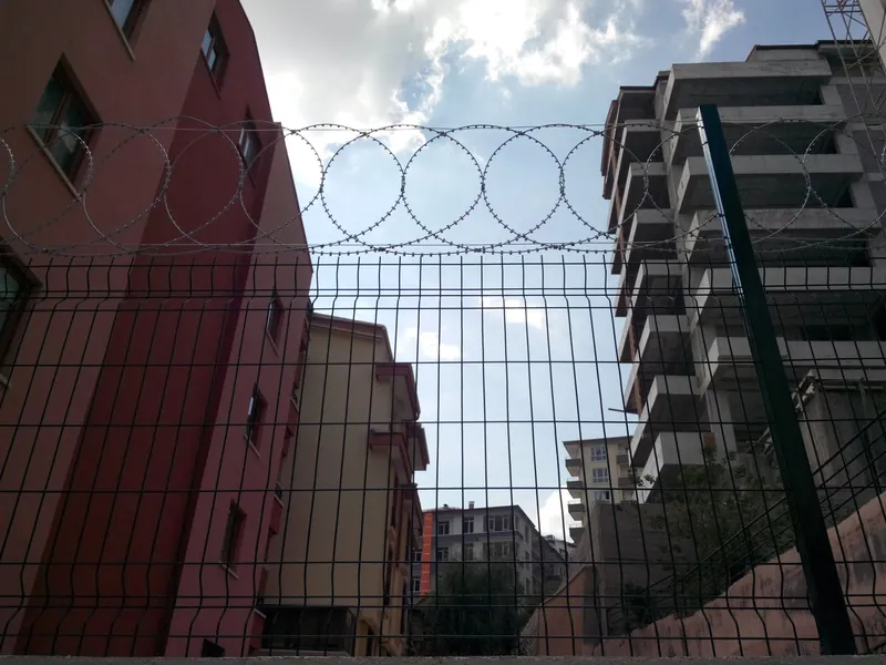 Jiletli tel ve güvenlik teli uygulaması 10