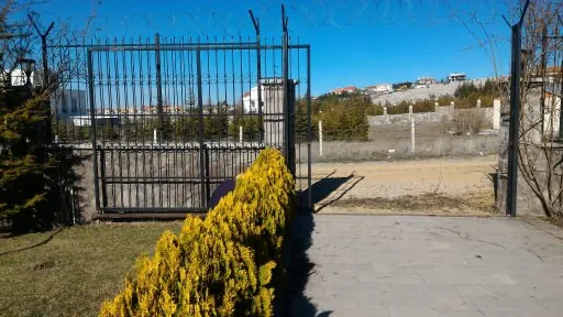 Yeşil tel çit uygulaması 23